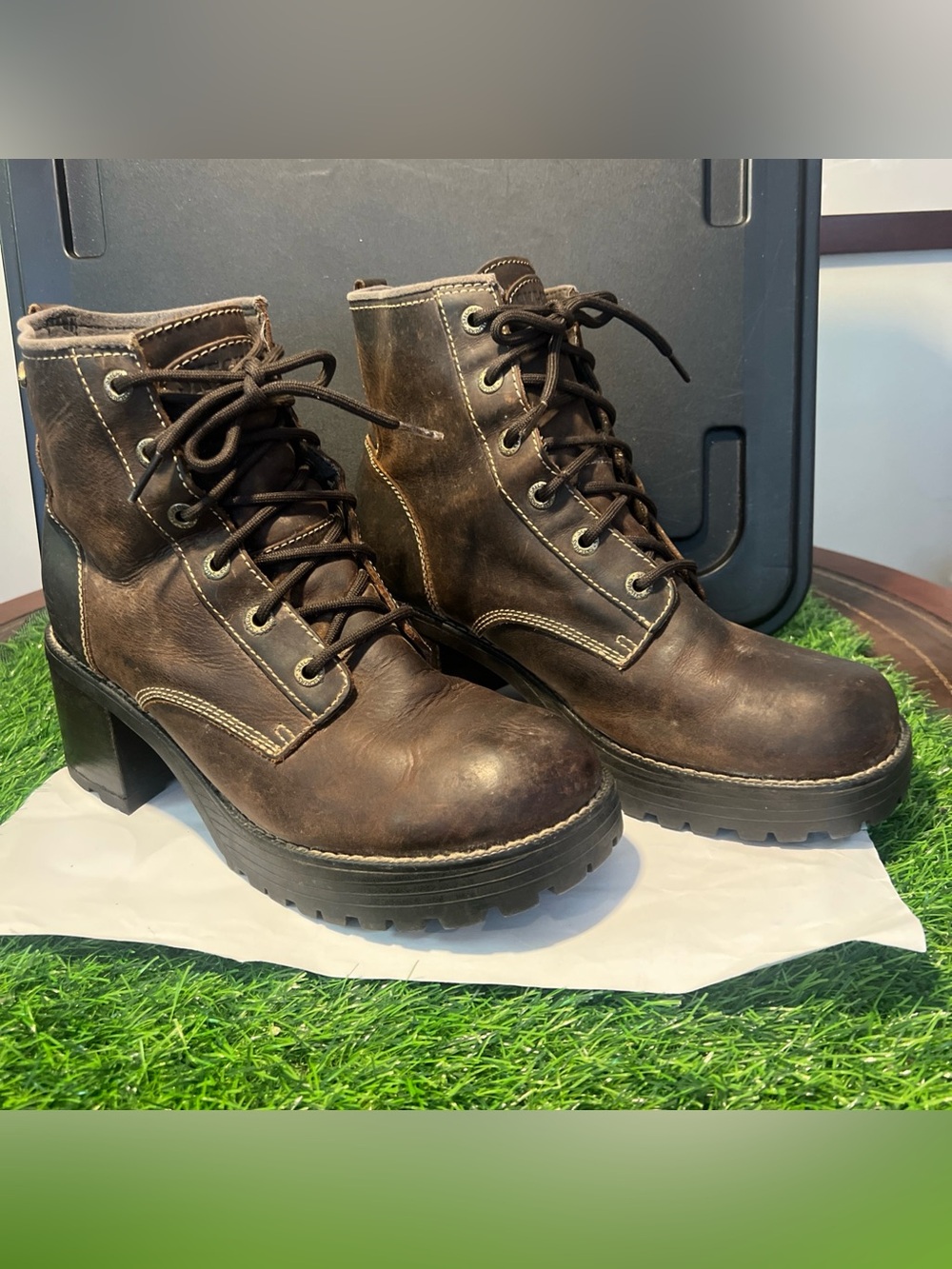 Vintage 1990’s Skechers Chunky Leather Platform Boots Size 11
